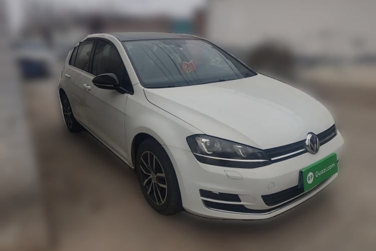 Used Volkswagen Golf 2016 1.4 TSI 25th Anniversary Edition Front Right 45 Deg