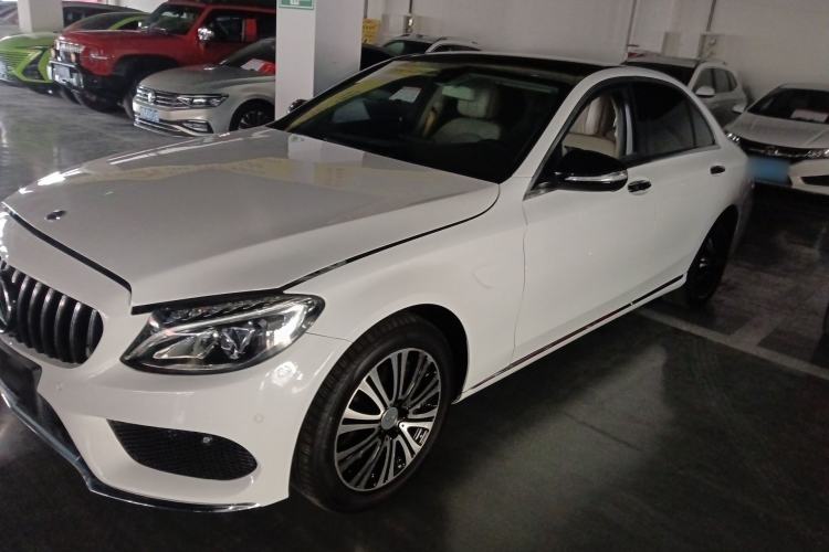 Used Mercedes-Benz C-Class 2015 Facelift C 200 L