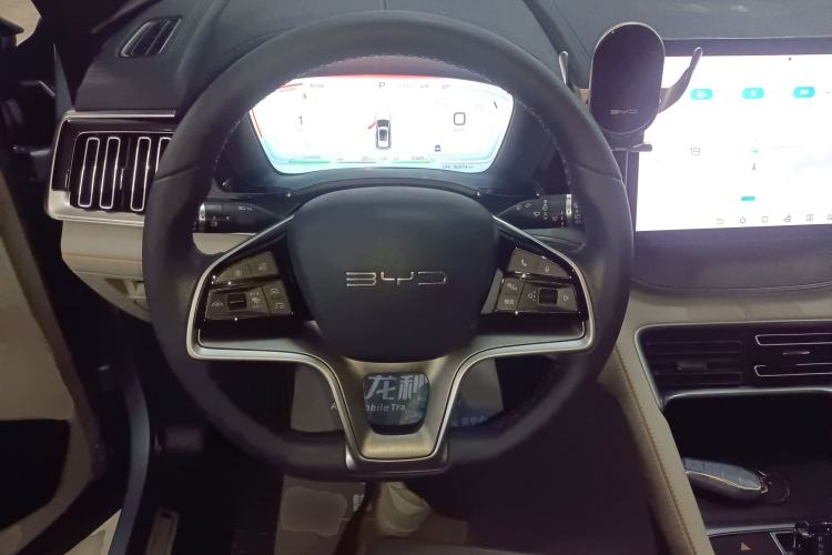 Used BYD Song PLUS New Energy 2023 Champion Edition DM-i 150KM Flagship PLUS
