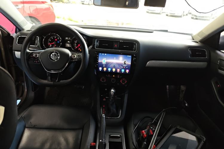 Used Volkswagen Sagitar 2017 230TSI Automatic Comfort Version