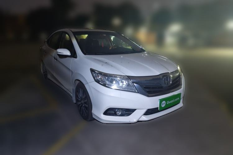 Used Honda Crider 2015 1.8L automatic luxury edition Front Right 45 Deg