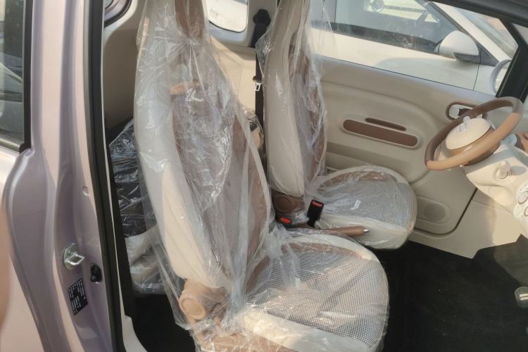 Used Bestune Pony 2026 222km Colorful Horse Right Front Seat