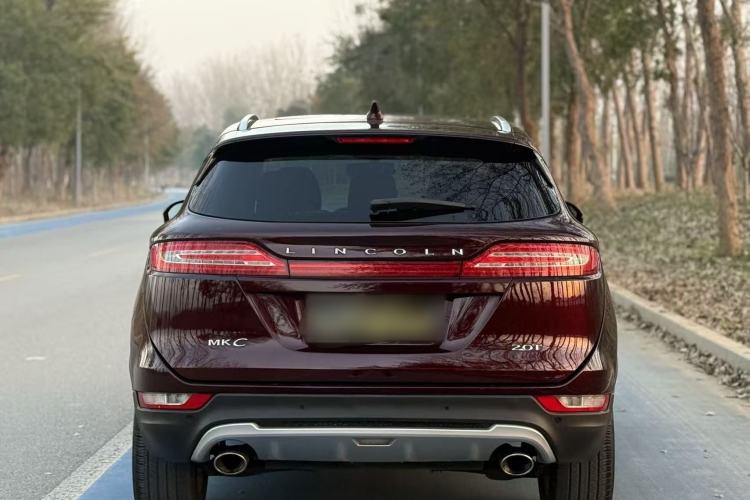 Used Lincoln MKC 2017 2.0T Two-Wheel Drive Deluxe Edition
