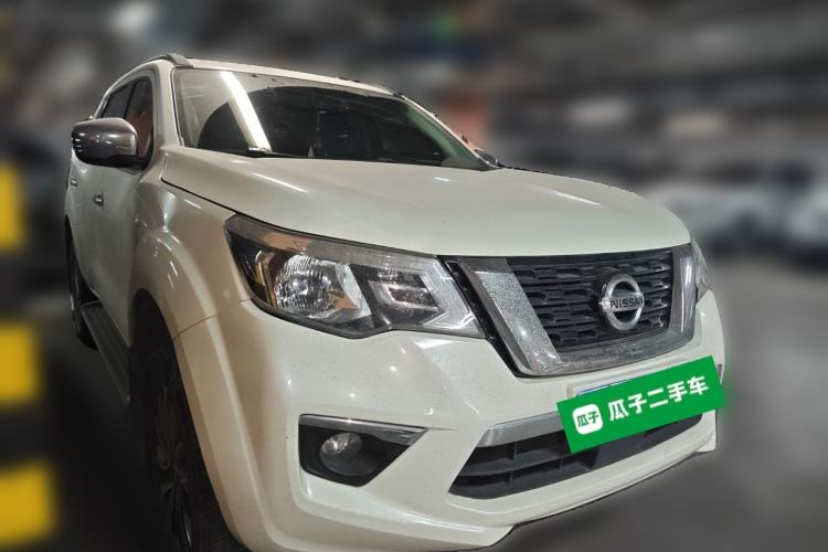 Used Nissan Terra 2018 2.5L Automatic 4x4 Luxury Edition Front Right 45 Deg