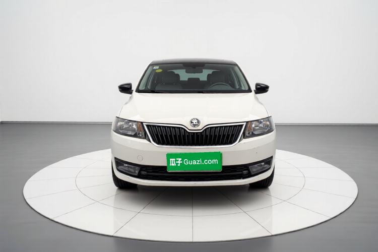Used Skoda Rapid Spaceback 2014 1.6L Automatic Enjoyment Edition