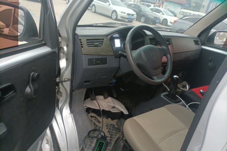 Used Jinbei Hiace X30 2023 1.5L Super-Enjoyment Van 2/5 Seats Non-Air-Conditioned Version SWC15M
