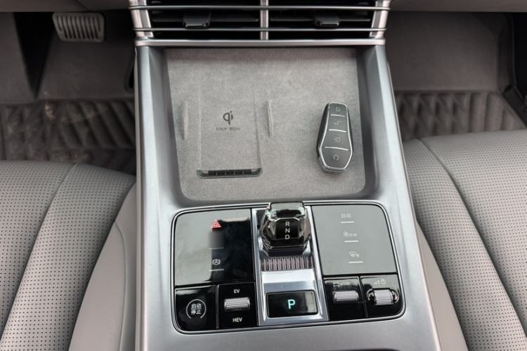 Used BYD Seal 2024 HONOR Edition DM-i 1.5L 121km Luxury Model