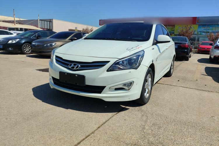 Used Hyundai Verna (older generation) 2016 1.4L Manual Smart GLS Trim