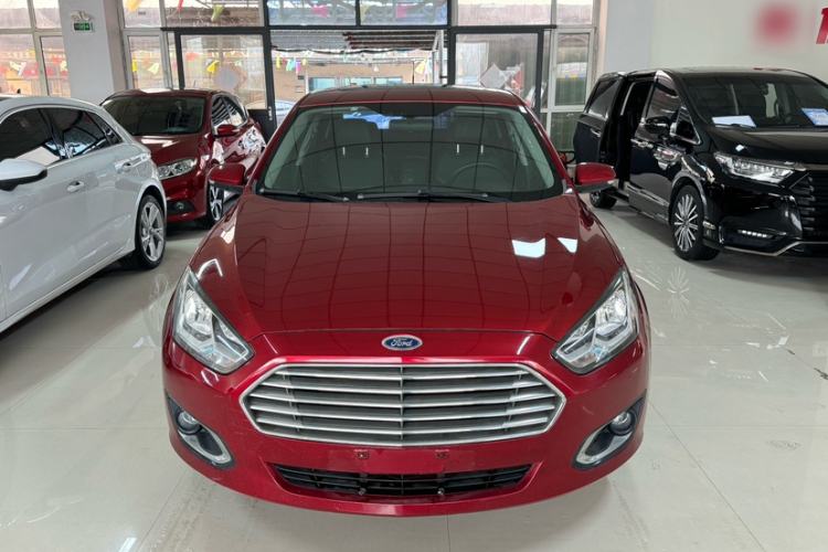 Used Ford Escort 2015 1.5L Automatic Fashion Model