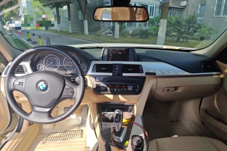 Used BMW 3 Series 2014 320Li Fashion Model
