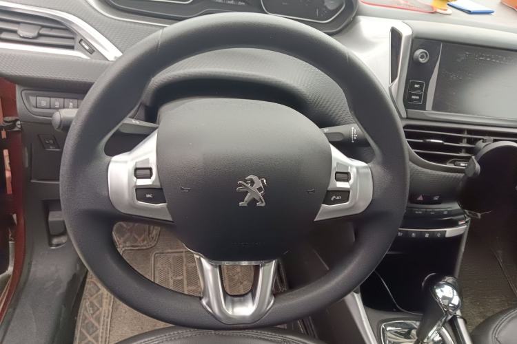 Used Peugeot 2008 2018 1.6L Automatic Fashion Edition Steering Wheel