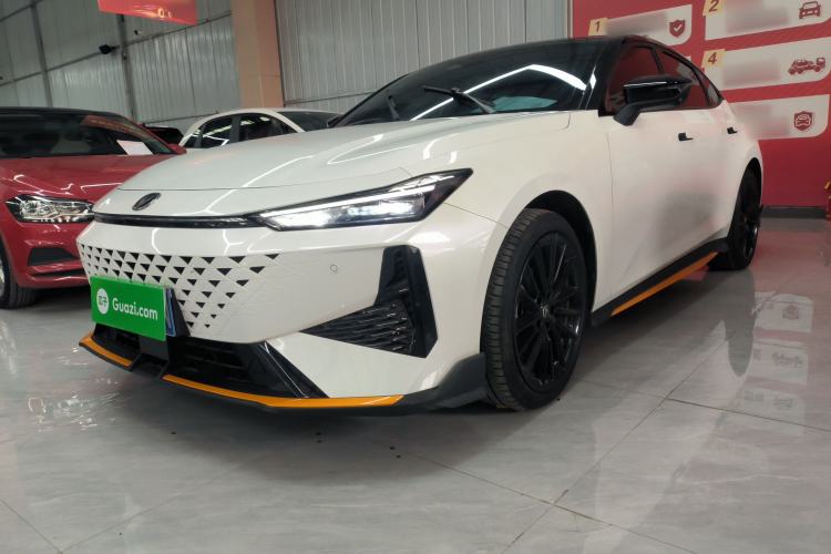 Used Changan UNI-V 2024 1.5T Prestige Sport Edition