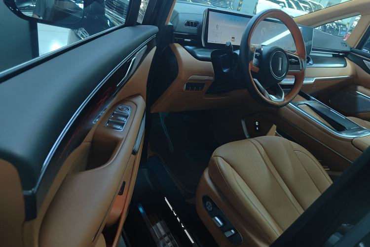 Used Wey Gaoshan 2023 Four-Wheel-Drive Executive Extended Version