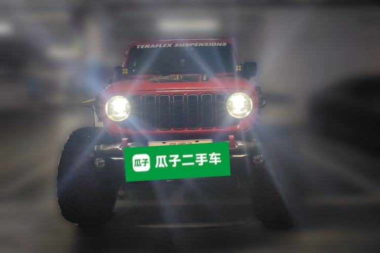 Used Jeep Wrangler 2019 2.0T Sahara Four-Door Version China VI Emission Standard