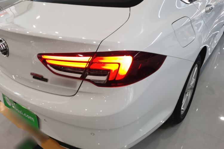 Used Buick Regal 2020 552T Elite Edition Right Rear Taillight