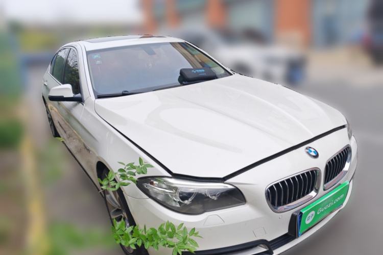 Used BMW 5 Series 2017 525Li Leading Model Front Right 45 Deg