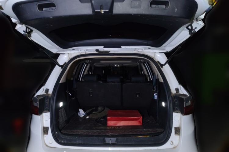 Used BYD Song MAX 2017 1.5T Automatic Smart Connect Elite 7-Seater
