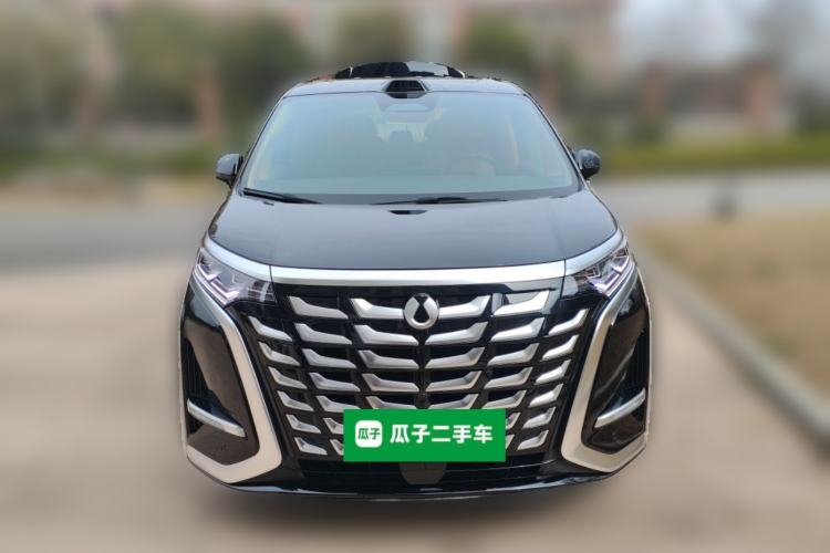 Used Denza D9 2025 DM-i Smart Drive 1020 Four-Wheel Drive Deluxe Model
