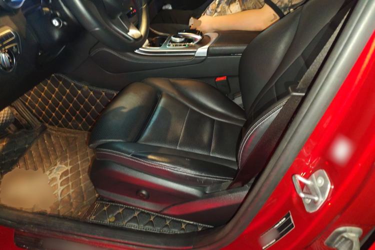 Used Mercedes-Benz GLC 2016 GLC 300 4MATIC Dynamic Model Left Front Seat