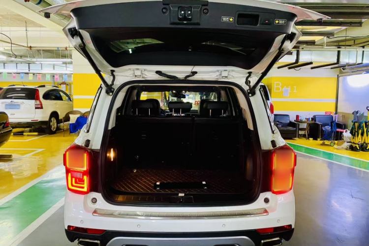 Used GAC Trumpchi GS8 2017 320T Two-Wheel Drive Luxury Smart Connectivity Version (7 Seats)