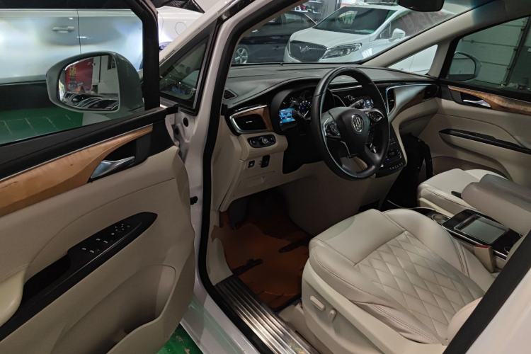 Used Buick GL8 2018 ES 28T Comfort Model China VI Standard
