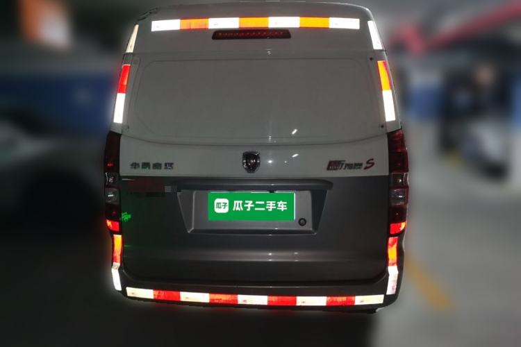 Used Jinbei New Hiace S 2023 1.5L Wealth Edition Van 2/5-Seater Air-Conditioned Model SWC15M
