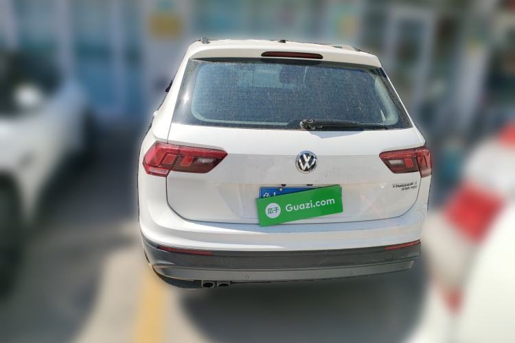 Used Volkswagen Tiguan L 2018 330TSI Automatic Two-Wheel Drive Luxury Edition Rear