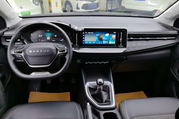 Used Baojun RM-5 2019 1.5T Manual Elite Version with 24-Hour Online Service 6 Seats