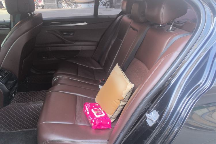 Used BMW 5 Series 2013 525Li Leading Model
