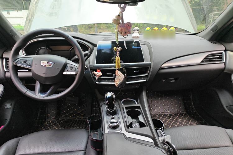 Used Cadillac CT5 2021 Revised 28T Luxury Version Center Console