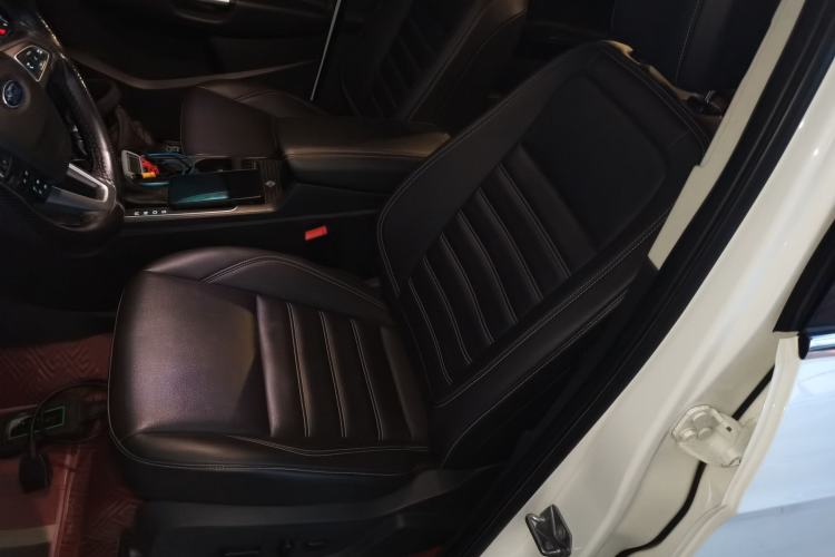 Used Ford Kuga 2019 EcoBoost 180 Two-Wheel-Drive Titanium Plus Model China VI Standard Left Front Seat