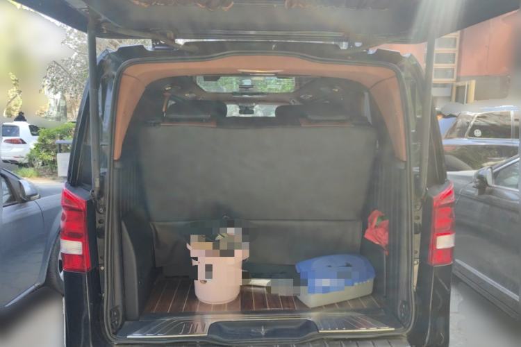 Used Mercedes-Benz Vito 2016 2.0T Business Edition Trunk