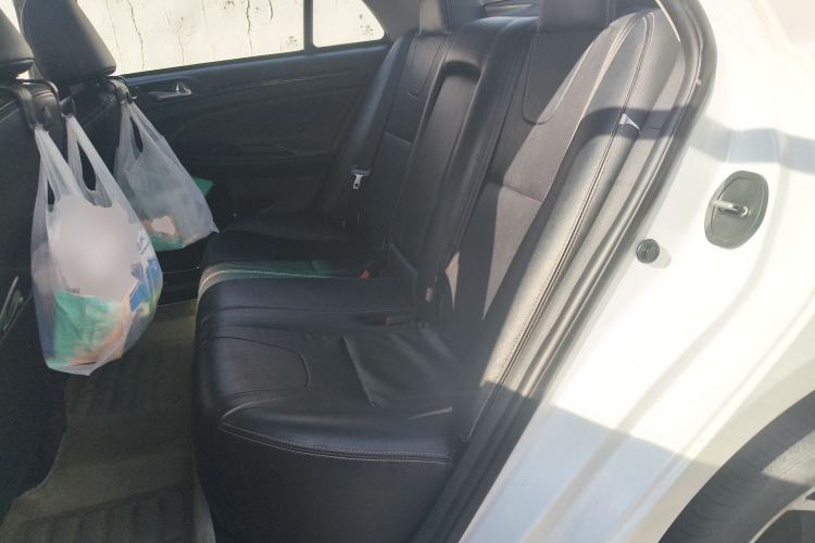 Used BYD Surui 2014 1.5TID Automatic Luxury Model
