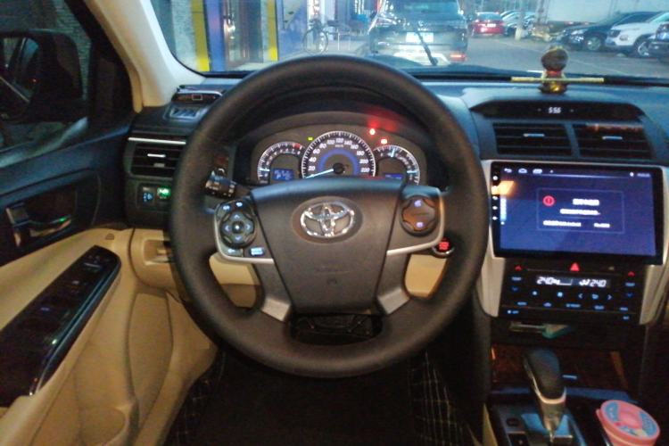 Used Toyota Camry 2015 2.0E Elite Edition
