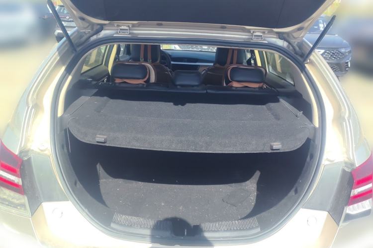 Used Geely Auto Vision S1 2018 1.4T CVT FENGXING Model Trunk