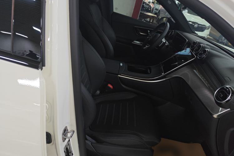 Used Mercedes-Benz GLC Coupe 2025-Year Restyled GLC 260 4MATIC Coupe SUV