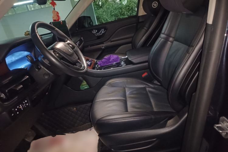 Used Lincoln Aviator 2020 3.0T V6 Four-Wheel Drive Premium Edition Left Front Seat