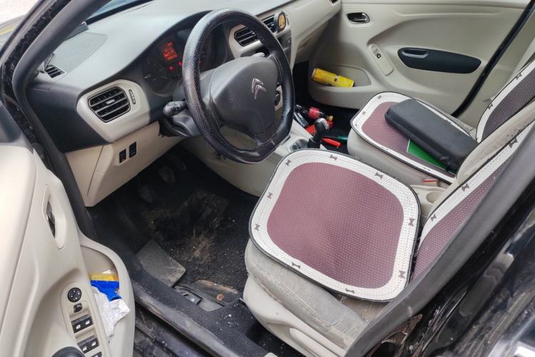 Used Citroen Elysee 2013 Sedan Classic 1.6L Manual Luxury Model Driver Seat