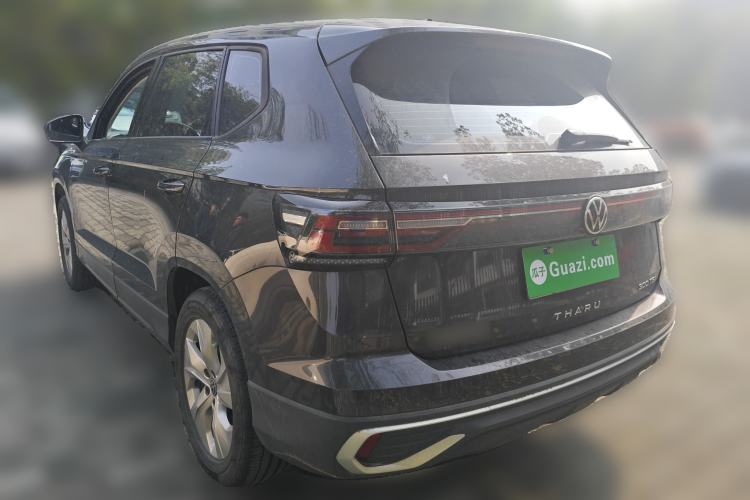 Used Volkswagen Tharu 2024 300TSI Two-Wheel-Drive Crescent Edition