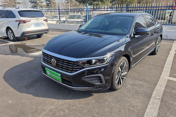 Used Volkswagen Passat 2025 Premium Version 380TSI Dragon Edition