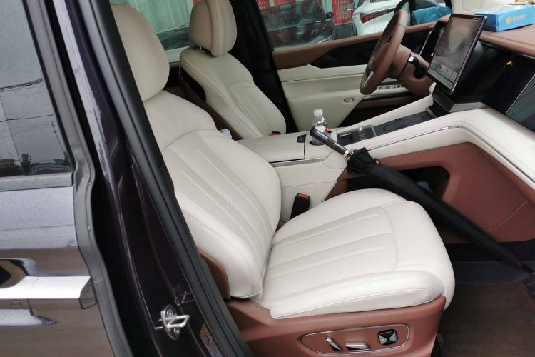 Used BYD Xia 2025 DM-i 1.5T 180km Excellence Model
