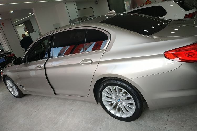 Used BMW 5 Series 2019 Facelifted 530Li Leading Edition Luxury Package