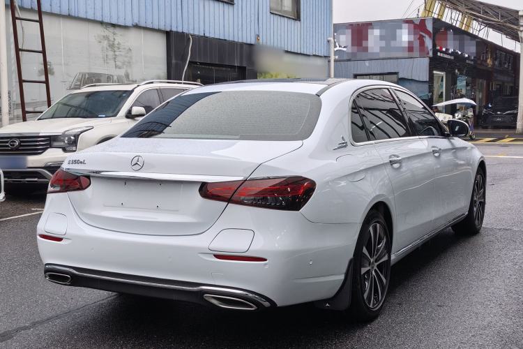 Used Mercedes-Benz E-Class New Energy 2022 Restyled E 350 e L Plug-in Hybrid Sedan Exterior 8
