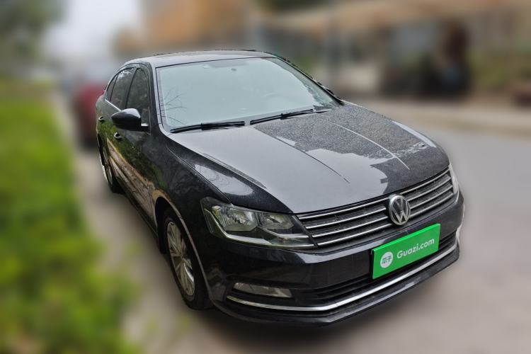 Used Volkswagen Lavida 2015 1.6L Manual Comfort Edition