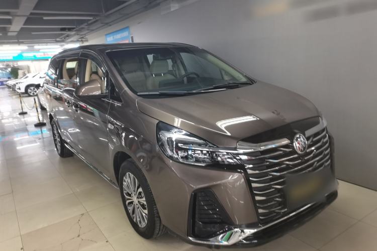 Used Buick GL8 2023 Facelifted Land Cruiser Executive Luxury Version