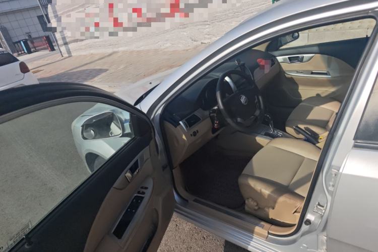 Used Buick Excelle 2013 1.5L Automatic Classic Model
