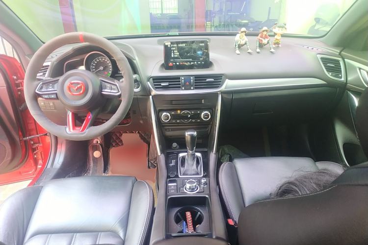 Used Mazda CX-4 2018 2.0L Automatic Two-Wheel Drive Blue Sky Premium Tech Limited Edition
