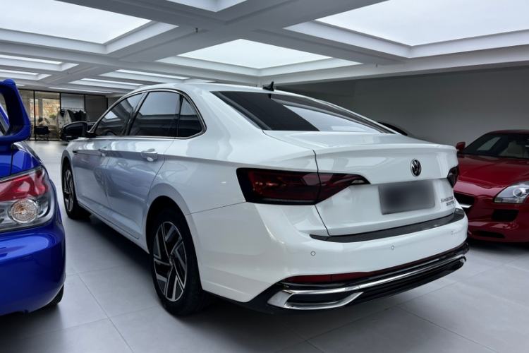 Used Volkswagen Sagitar 2023 300TSI DSG Excellence Edition Exterior 3