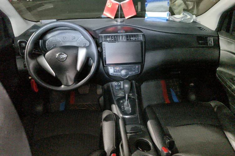 Used Nissan Tiida 2011 1.6L CVT Smart Version