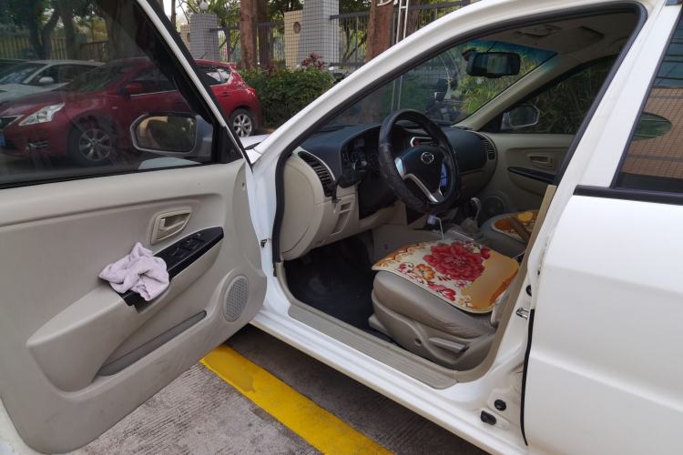 Used Soueast V3 Lingyue 2015 1.5L Manual Happiness Edition Driver Seat